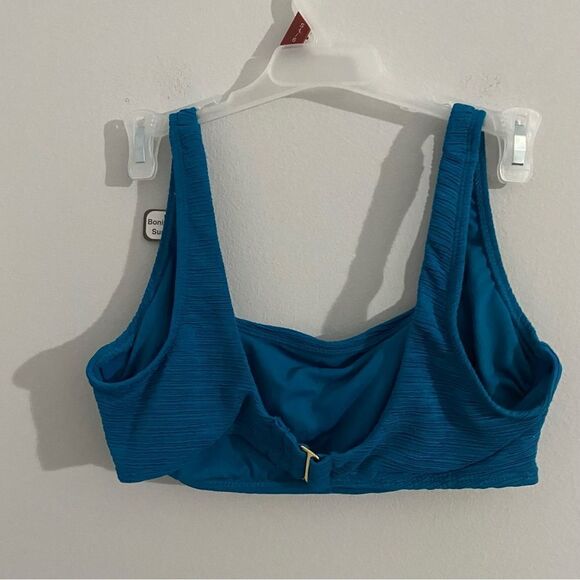 Time & True Women’s Textured Boning for Support Bikini Top - Picture 2 of 3